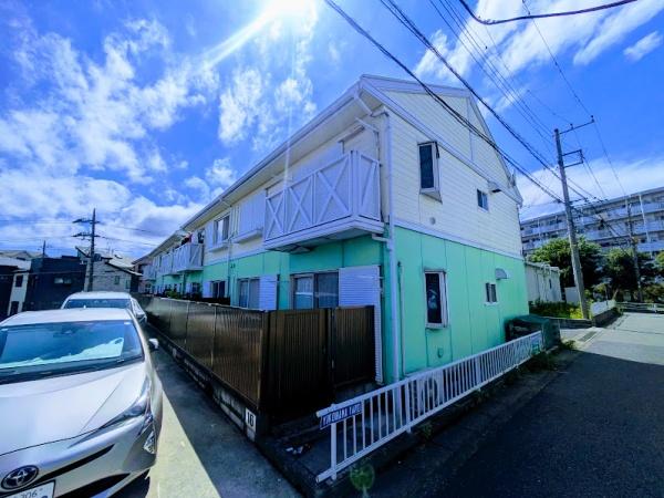 横浜市神奈川区三枚町のアパート