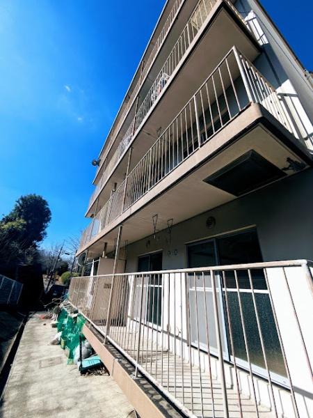 横浜市神奈川区片倉２丁目のマンション