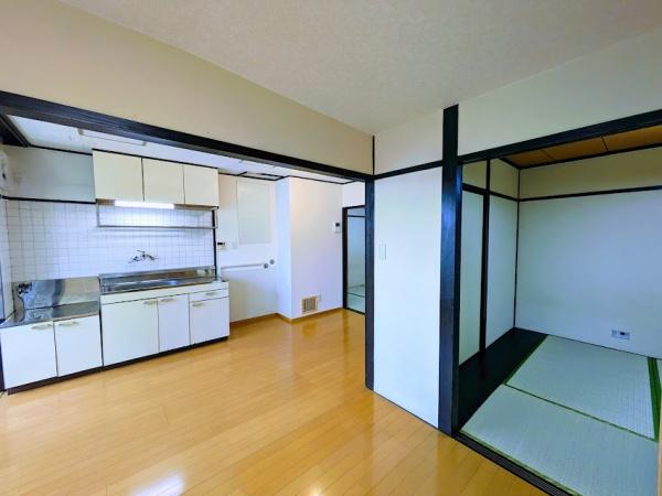 横浜市西区浅間町２丁目のマンション