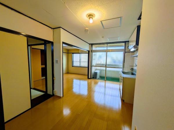 横浜市西区浅間町２丁目のマンション