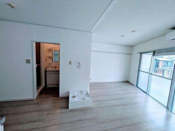 横浜市西区浅間町１丁目のマンション