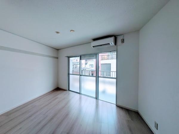 横浜市西区浅間町１丁目のマンション