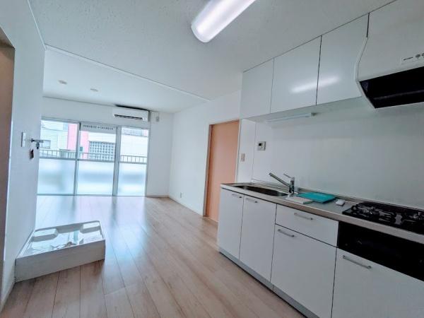 横浜市西区浅間町１丁目のマンション
