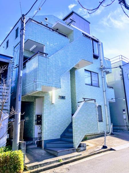 横浜市神奈川区六角橋３丁目のマンション