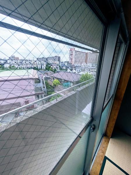 横浜市神奈川区神大寺１丁目のマンション