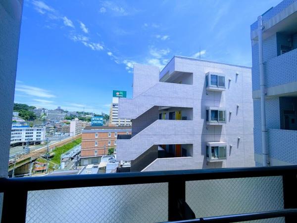 横浜市南区井土ケ谷中町のマンション