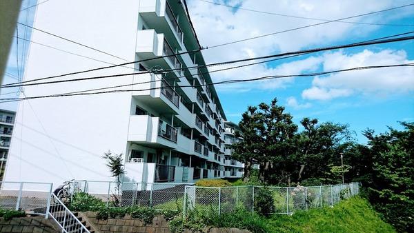 ガーデン山団地９号棟