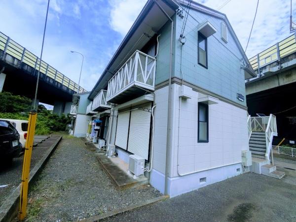 横浜市保土ケ谷区峰沢町のアパート