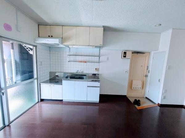 横浜市神奈川区六角橋６丁目のマンション