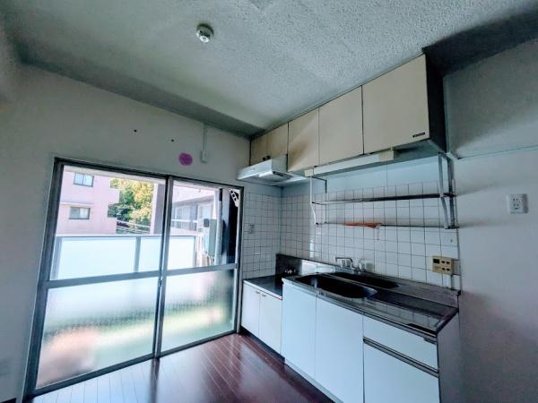 横浜市神奈川区六角橋６丁目のマンション