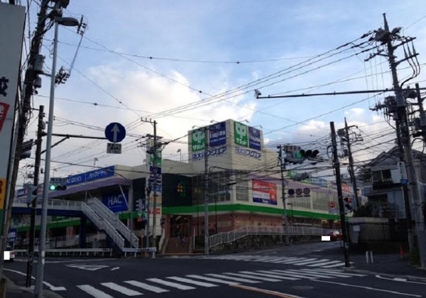 横浜市南区永田台のマンション(サミットストア権太坂スクエア店)