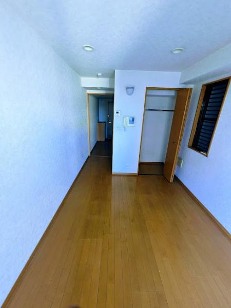 横浜市神奈川区反町1丁目のマンション(リビング)