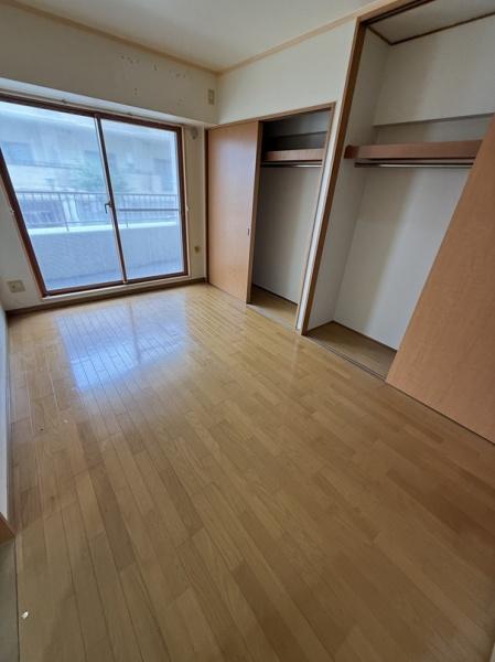 門真市末広町のマンション(洋室)