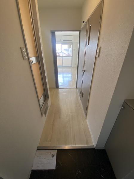 寝屋川市下神田町のマンション