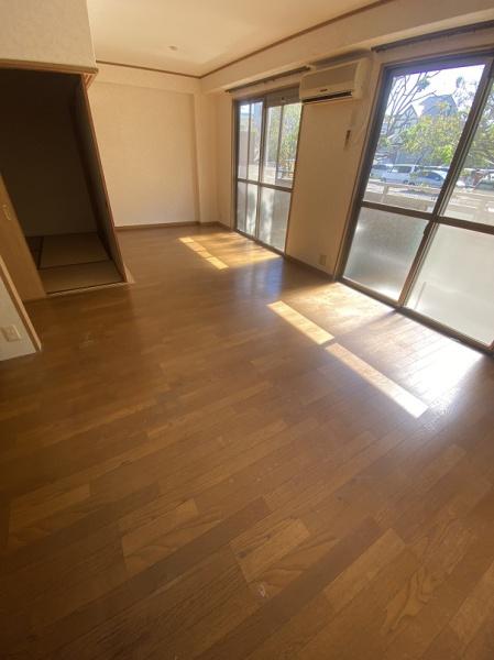 寝屋川市秦町のマンション(洋室)