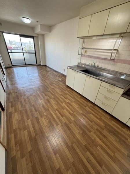 寝屋川市本町のマンション