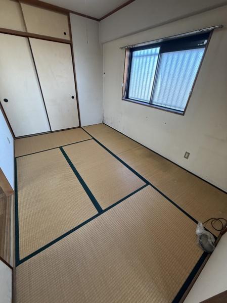 寝屋川市本町のマンション