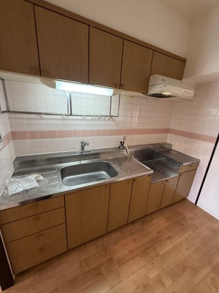 寝屋川市上神田２丁目のマンション