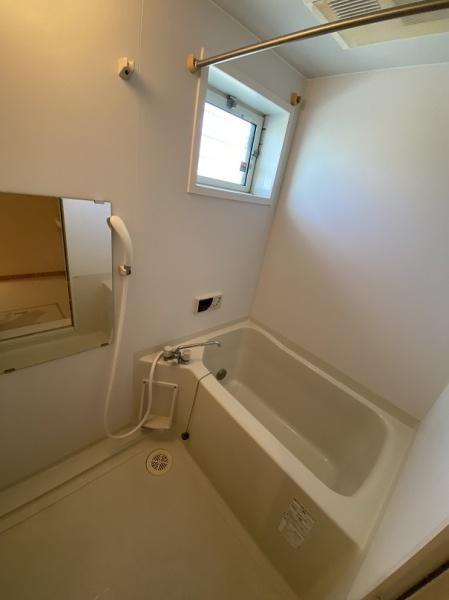 門真市月出町のアパート