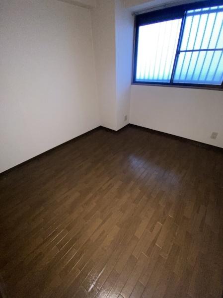 寝屋川市堀溝１丁目のマンション