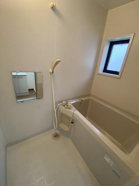 寝屋川市大利元町のアパート