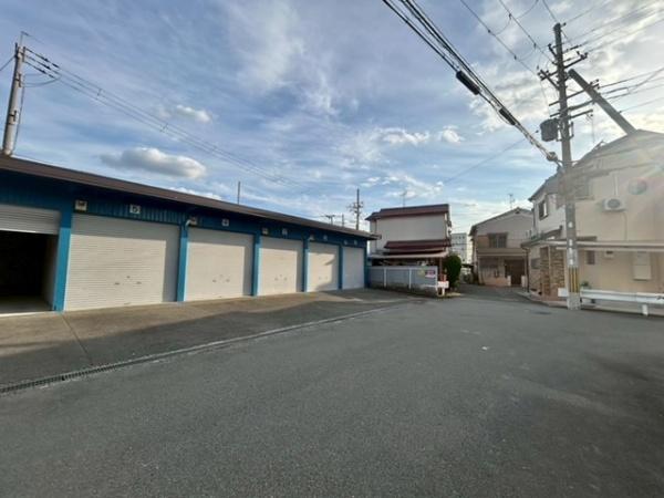 寝屋川市木田元宮２丁目のテラスハウス