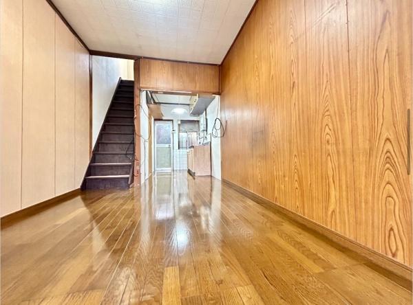 寝屋川市木田元宮２丁目のテラスハウス