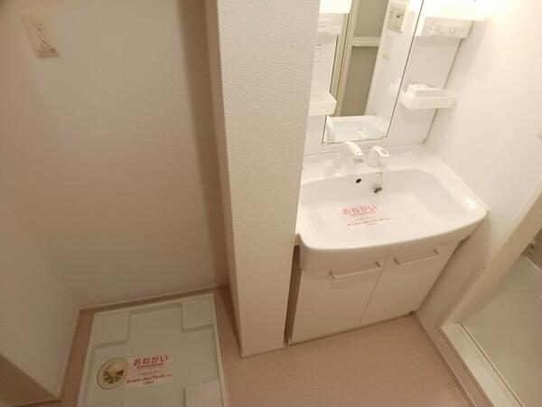 門真市北巣本町のアパート
