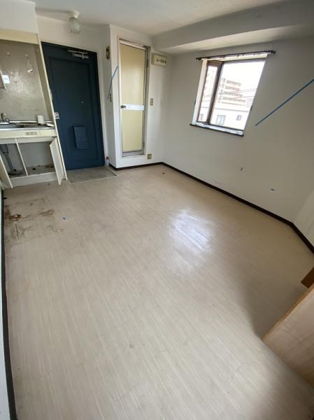 寝屋川市下神田町のマンション