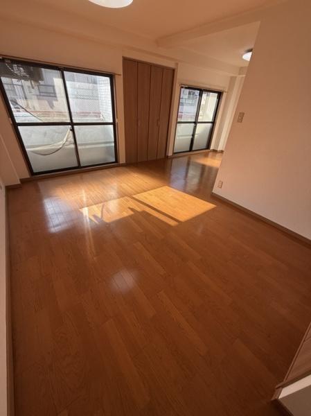 寝屋川市萱島南町のマンション