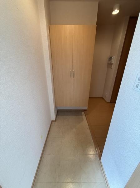 四條畷市中野本町のアパート