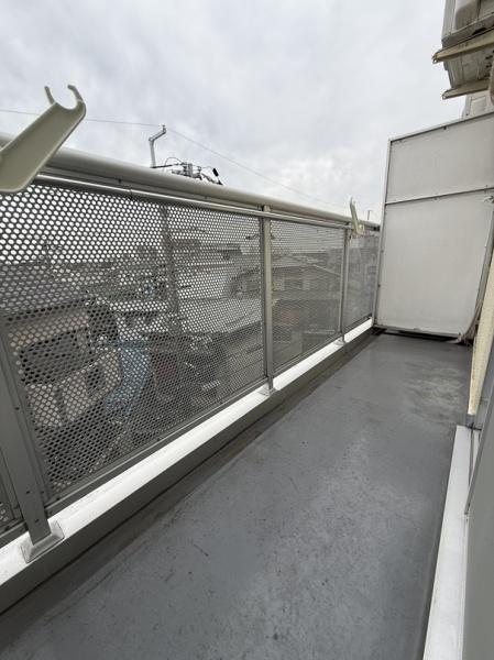 寝屋川市寿町のマンション