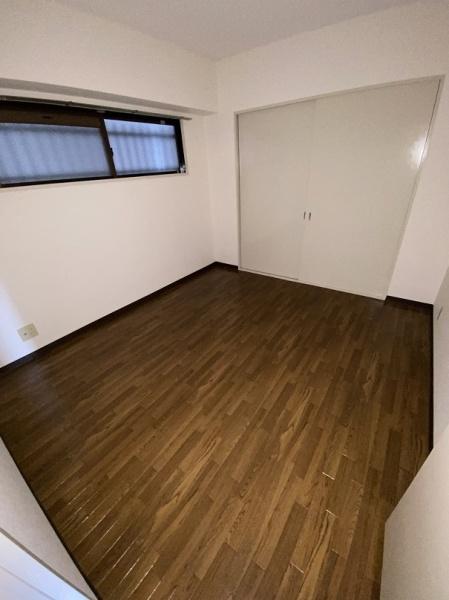 寝屋川市東神田町のマンション