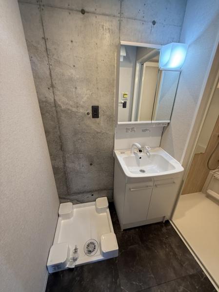 寝屋川市本町のマンション
