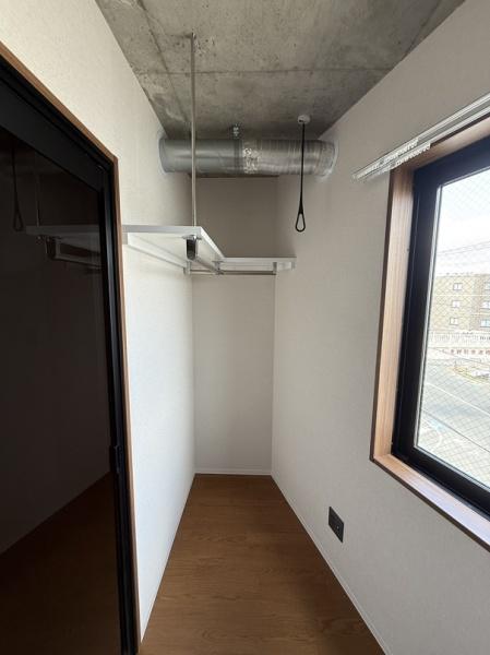 寝屋川市本町のマンション
