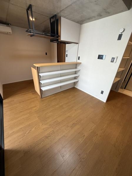 寝屋川市本町のマンション