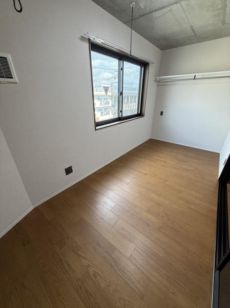 寝屋川市本町のマンション