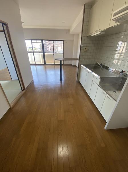 寝屋川市秦町のマンション