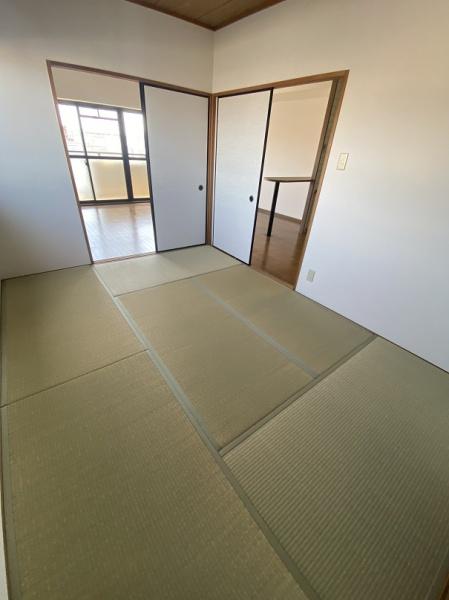 寝屋川市秦町のマンション