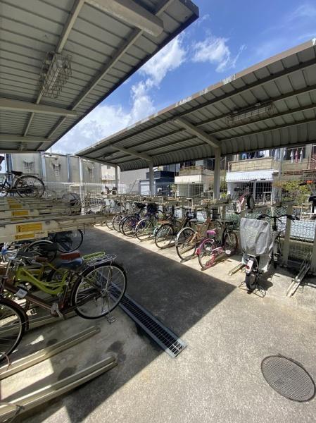 寝屋川市秦町のマンション