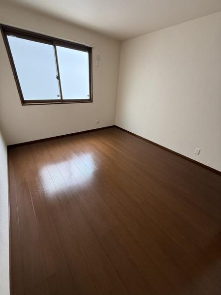 寝屋川市田井町のアパート