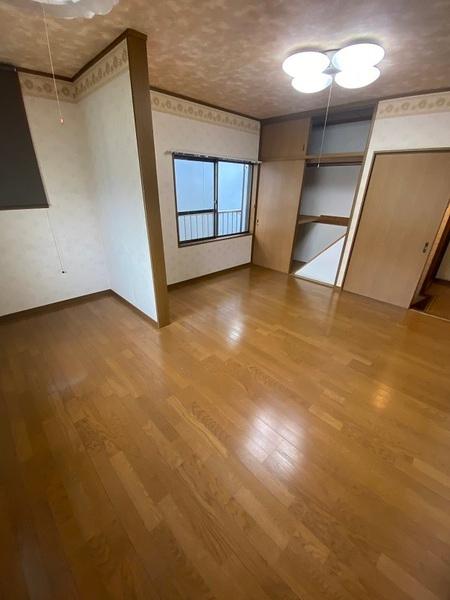 寝屋川市堀溝１丁目の貸家