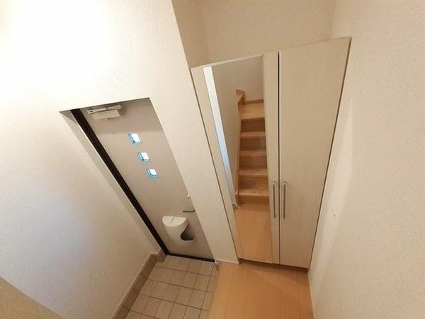 寝屋川市上神田１丁目のアパート