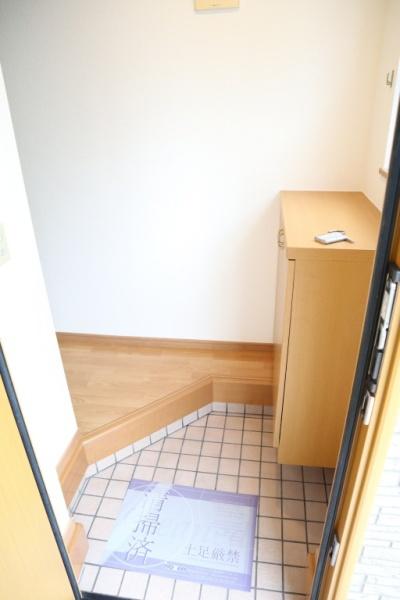 寝屋川市高柳６丁目のハイツ
