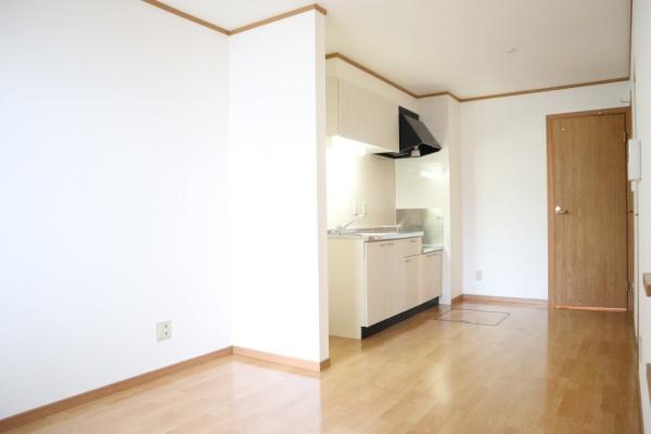 寝屋川市高柳６丁目のハイツ