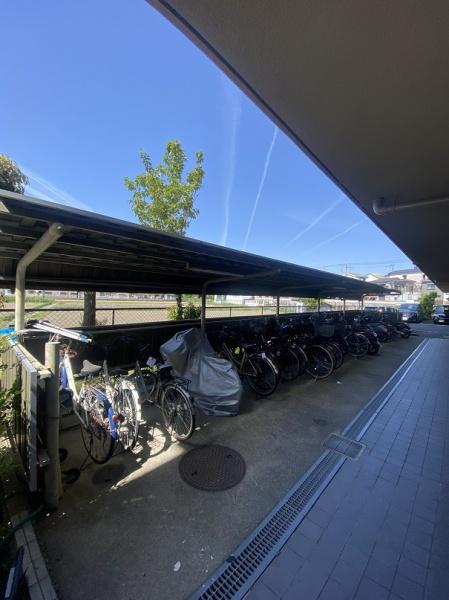 寝屋川市萱島信和町のマンション
