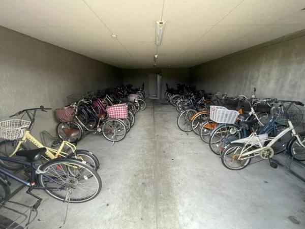 寝屋川市萱島信和町のマンション