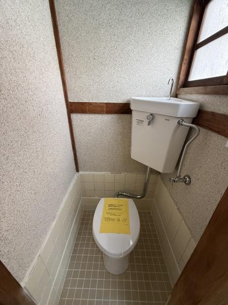 寝屋川市萱島東２丁目のテラスハウス