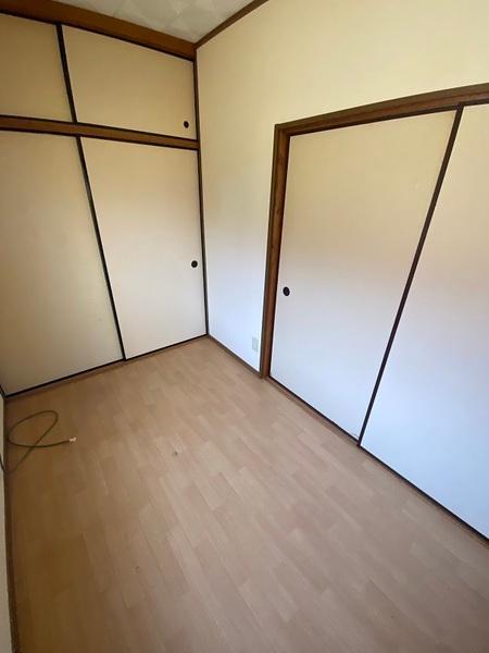 寝屋川市萱島東１丁目のテラスハウス