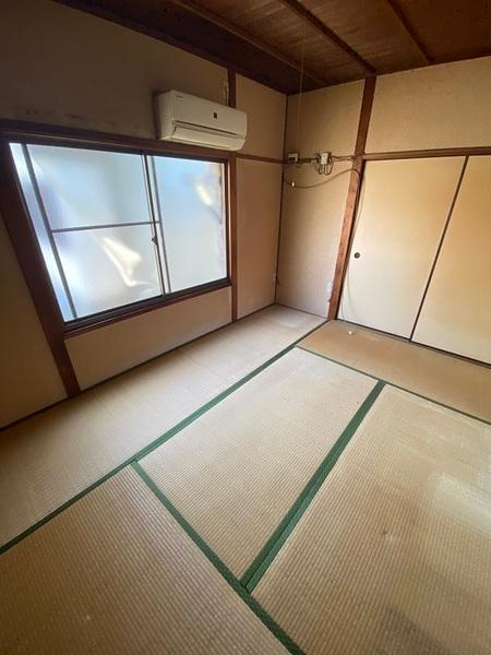 寝屋川市萱島東１丁目のテラスハウス